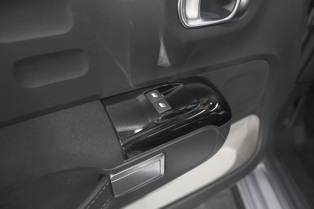 Citroen C3 puretech 110 eat6 max | apple carplay | parkeersensoren | climat