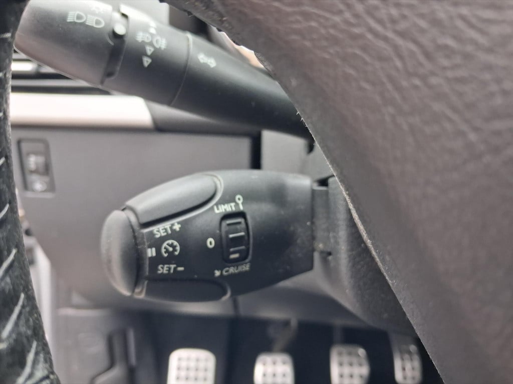 Peugeot 207 sportium 1.6 vti 120pk trekhaak | cruise control | airco | blue