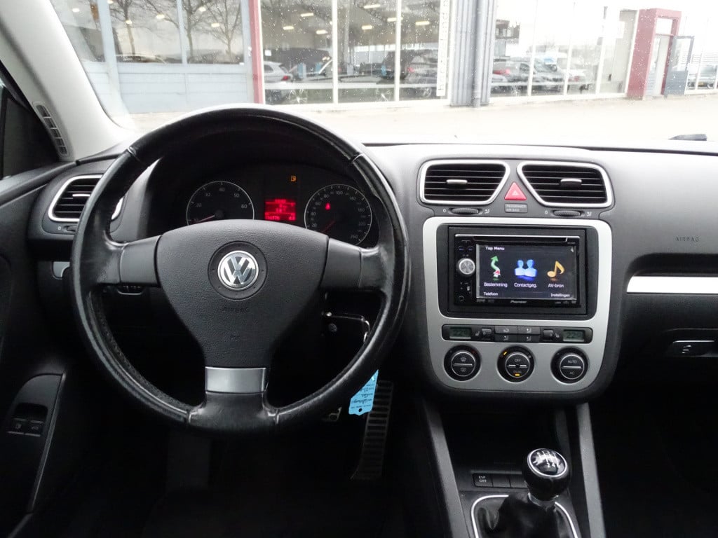 Volkswagen Eos 2.0-16v fsi 150pk | stoelverwarming | leder | navi