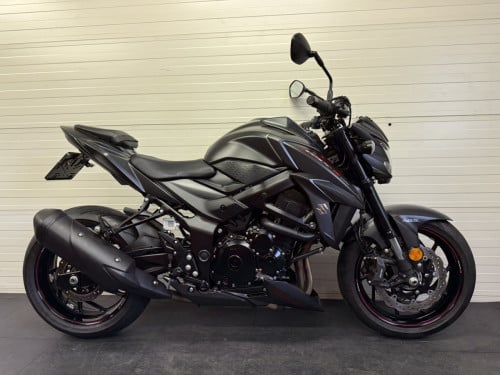 Jonge en gave Suzuki GSX-S 750 slechts 2700km!