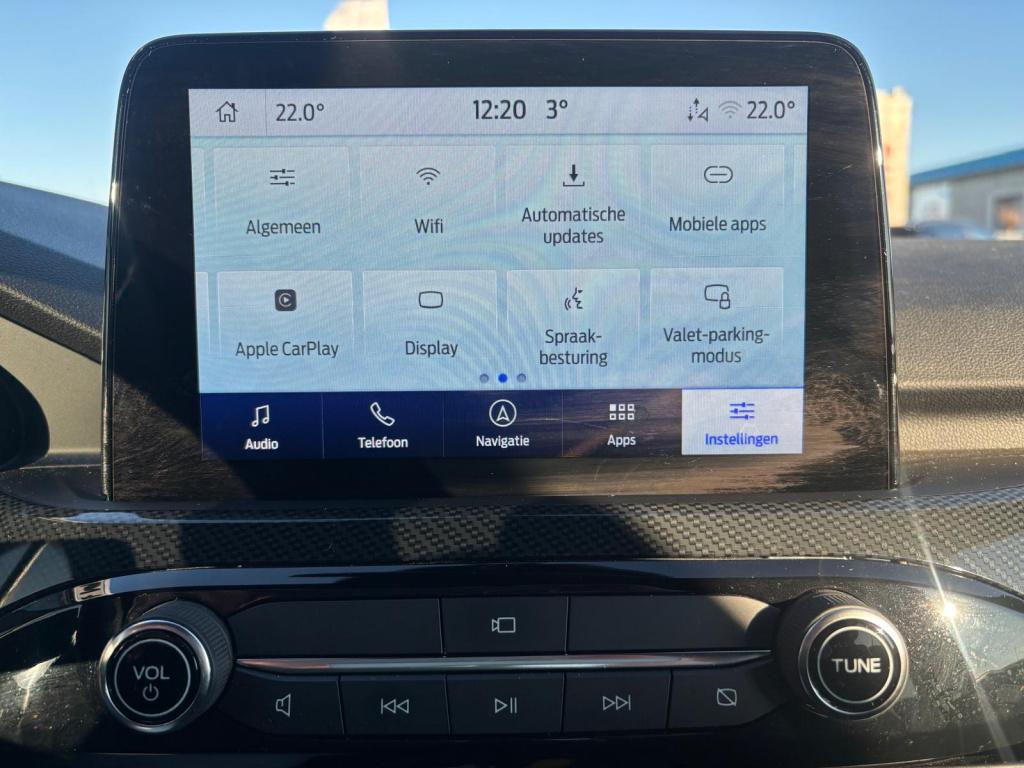 Ford Kuga 2.5 phev e-cvt 225pk st-line x , pano dak , adaptive cc , voorrui