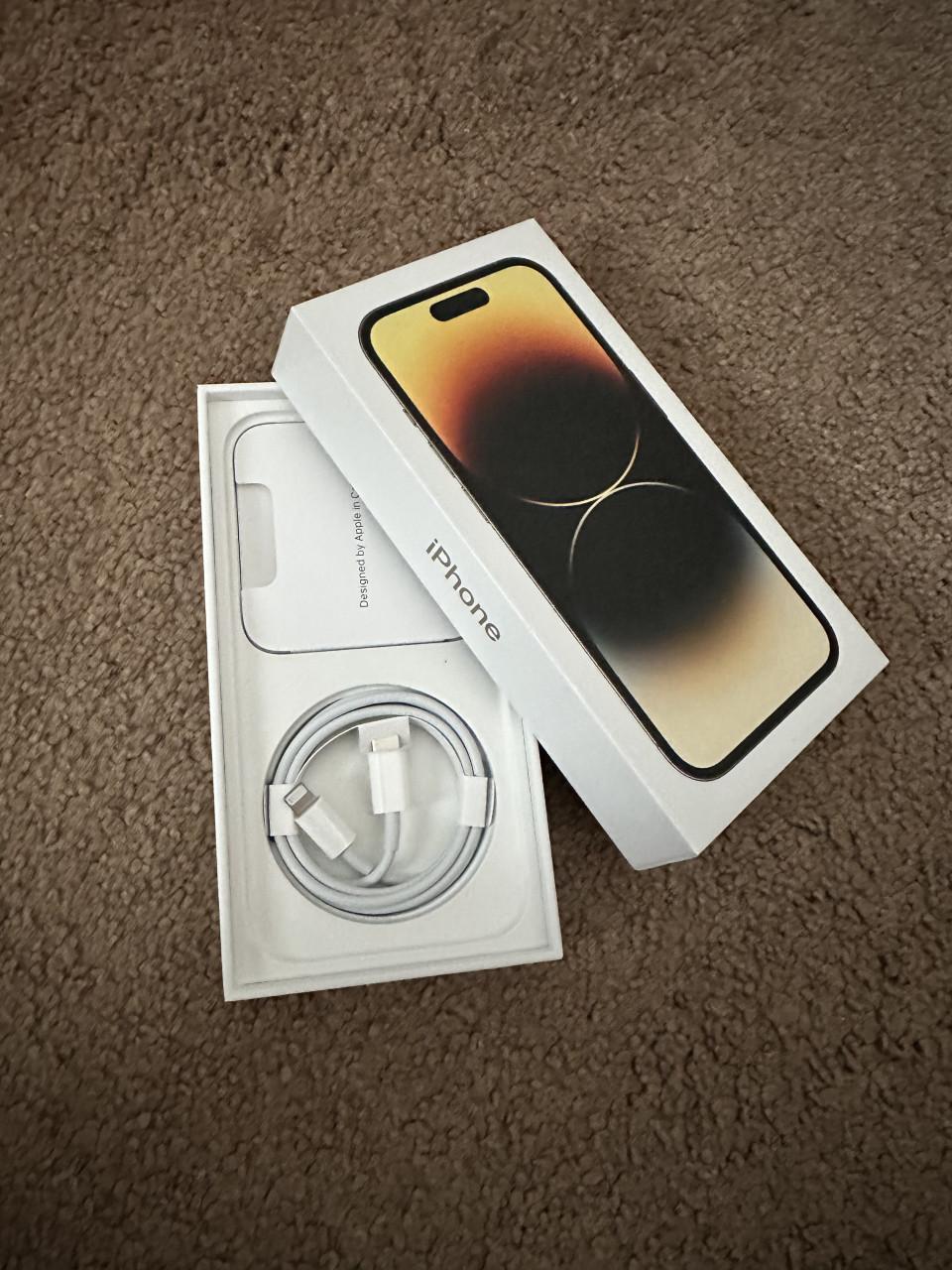 IPhone 14 Pro gold 128 GB