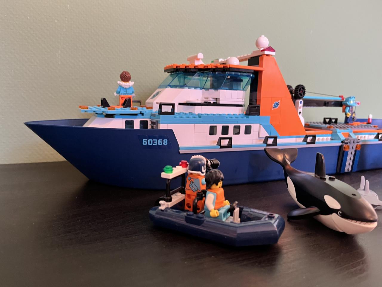 Lego City poolonderzoek boot 60368