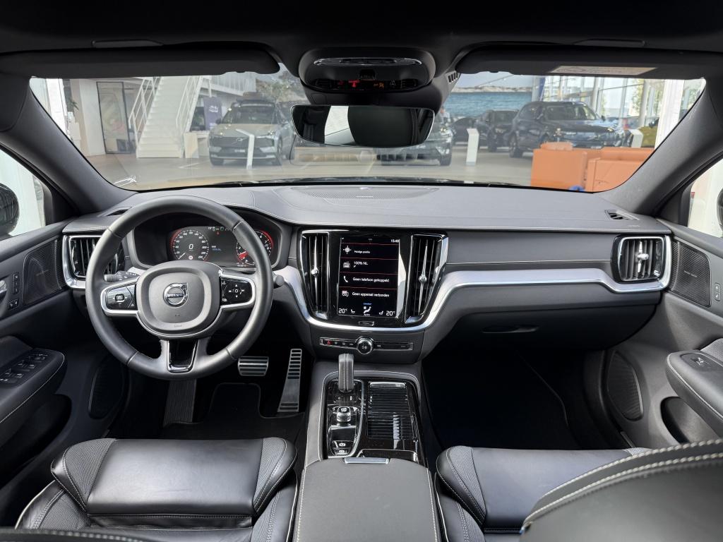 Volvo S60 t8 390pk recharge r-design| panodak| adap.cruise| trekhaak|camer