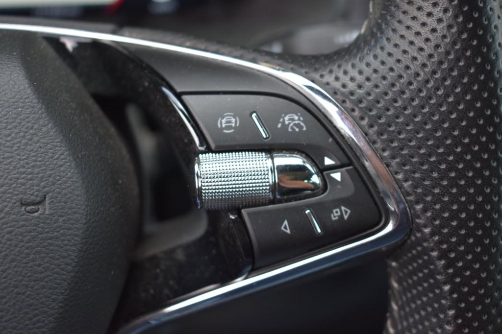 Skoda Kodiaq 1.5 tsi sportline 7p. | panoramadak | trekhaak | nap | canton 
