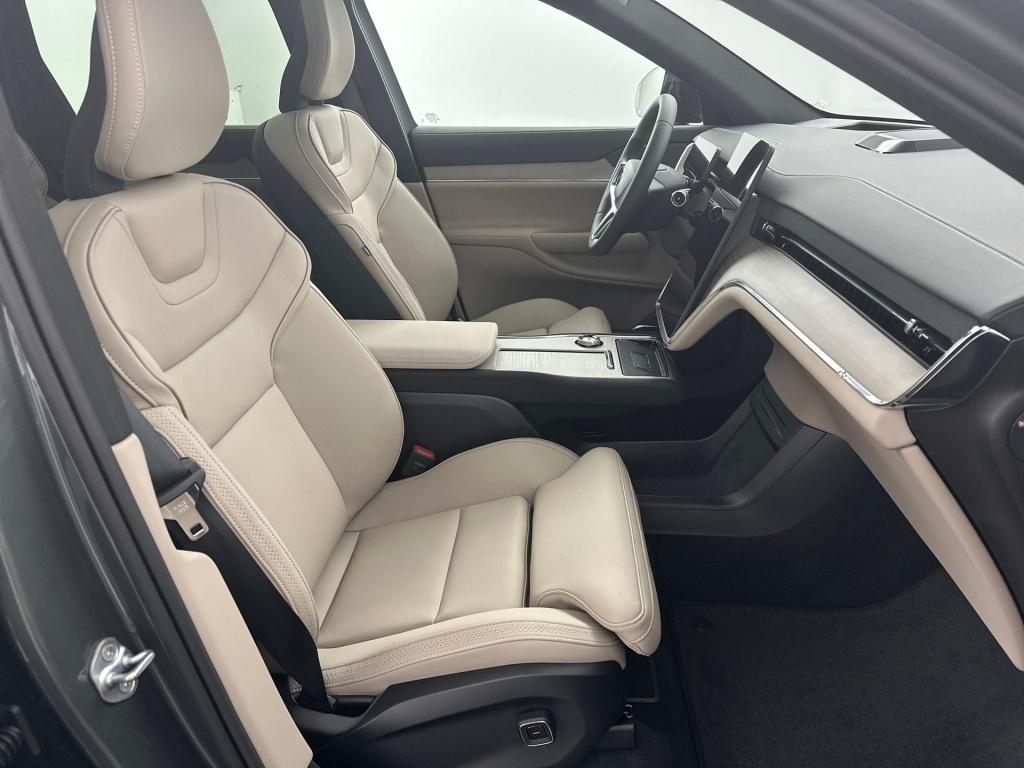 Volvo Ex90 twin motor elektrisch plus