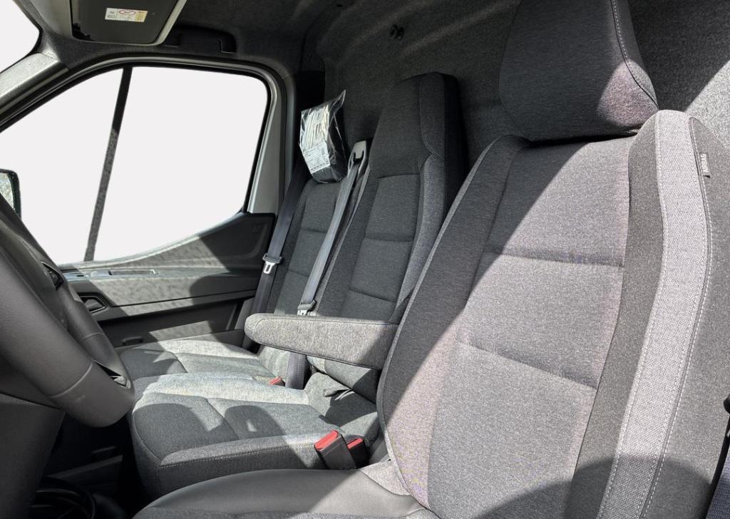 Renault Master e-tech t35 l2h2 extra long range 87 kwh - vierseizoenbanden 