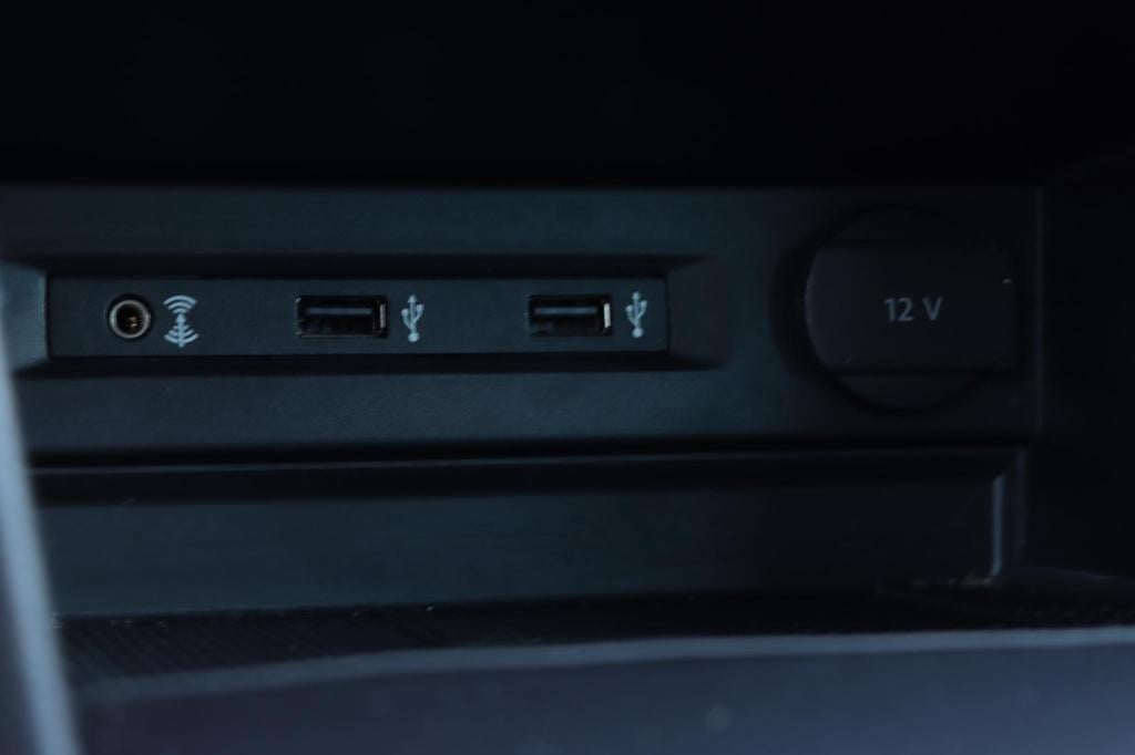 Volkswagen Tiguan 1.4 tsi comfortline executive