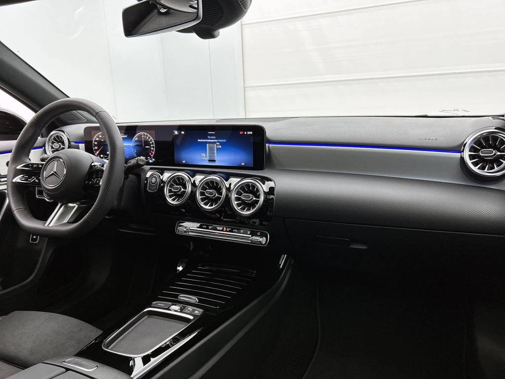 Mercedes-Benz A-Klasse 250 e business solution amg | nightpakket | amg line