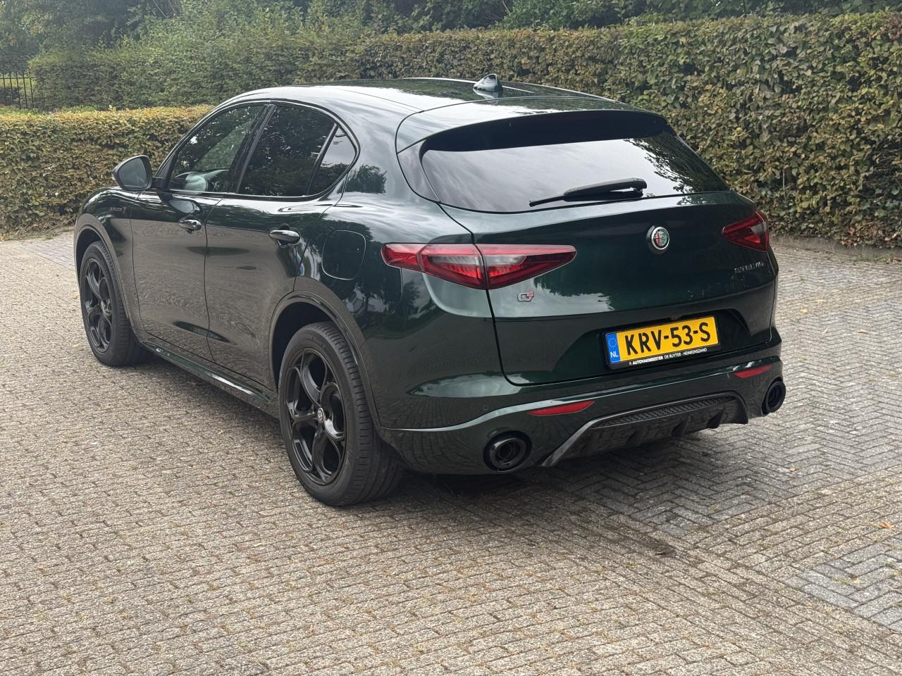 Alfa Romeo Stelvio - Veloce TI Q4 Verde Visconti Carbon 280PK