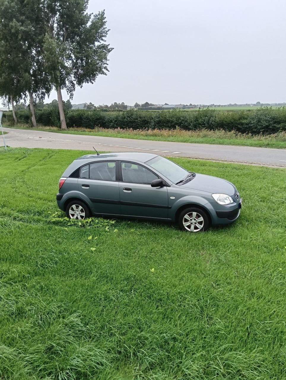 Kia Rio met jaar apk