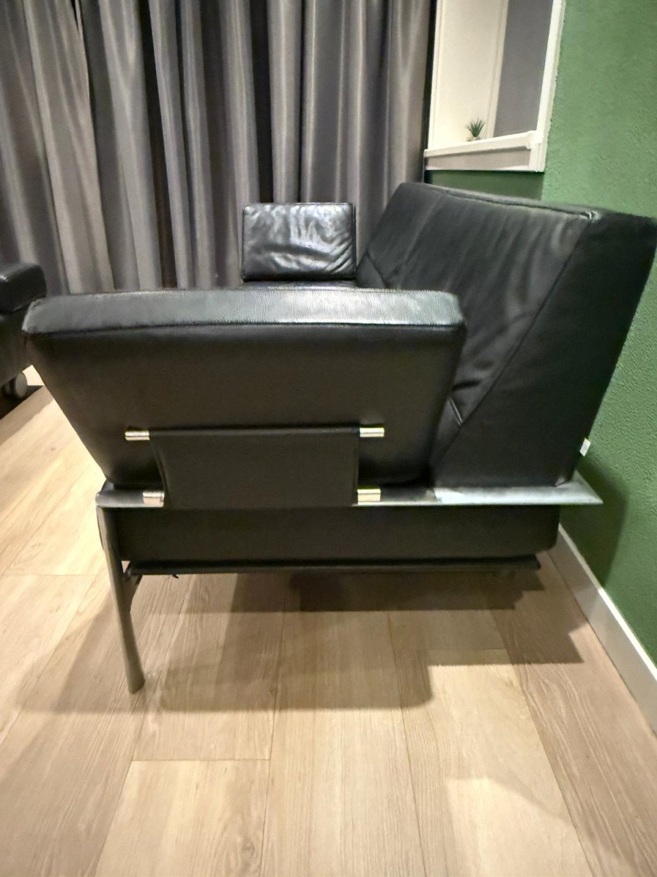 Design zwart leren bank +hocker