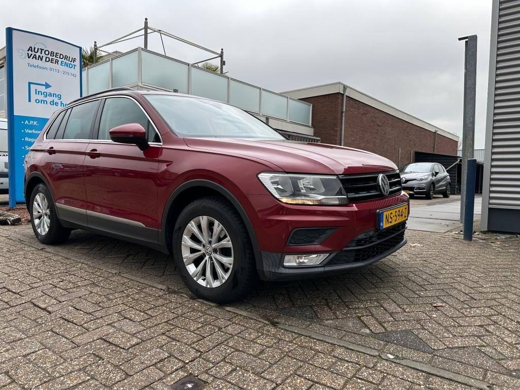 Volkswagen Tiguan 1.4 tsi comfortline wegklapbare trekhaak 1e eigenaar pdc