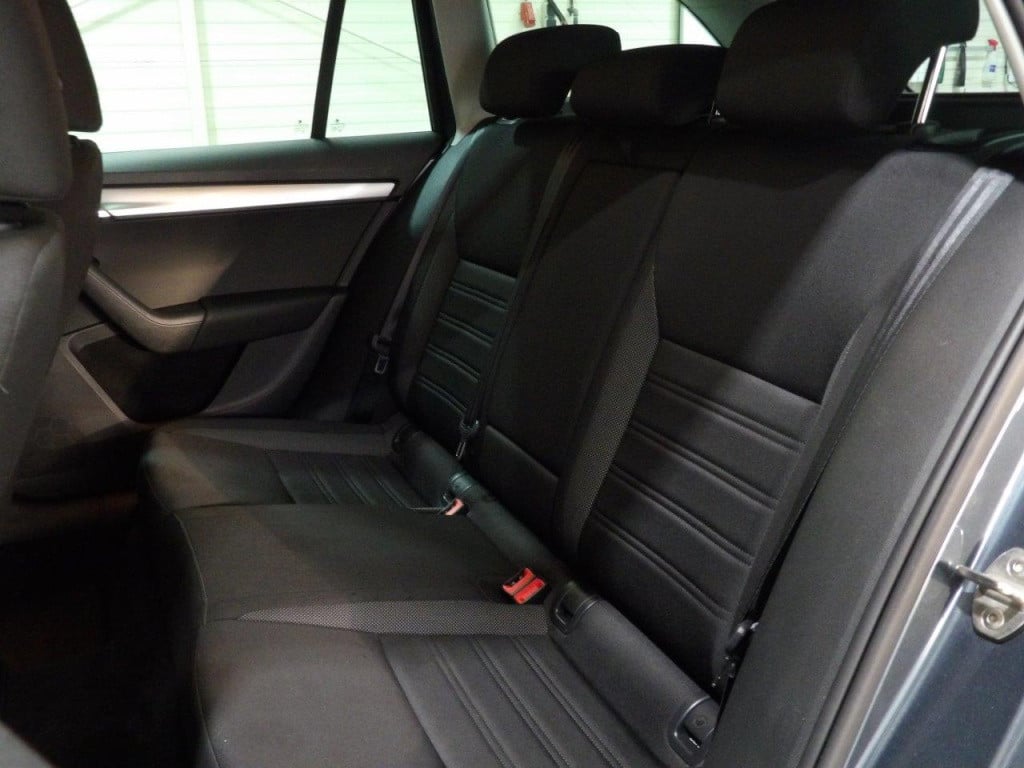Skoda Octavia combi 1.0 tsi greentech 115pk ambition business