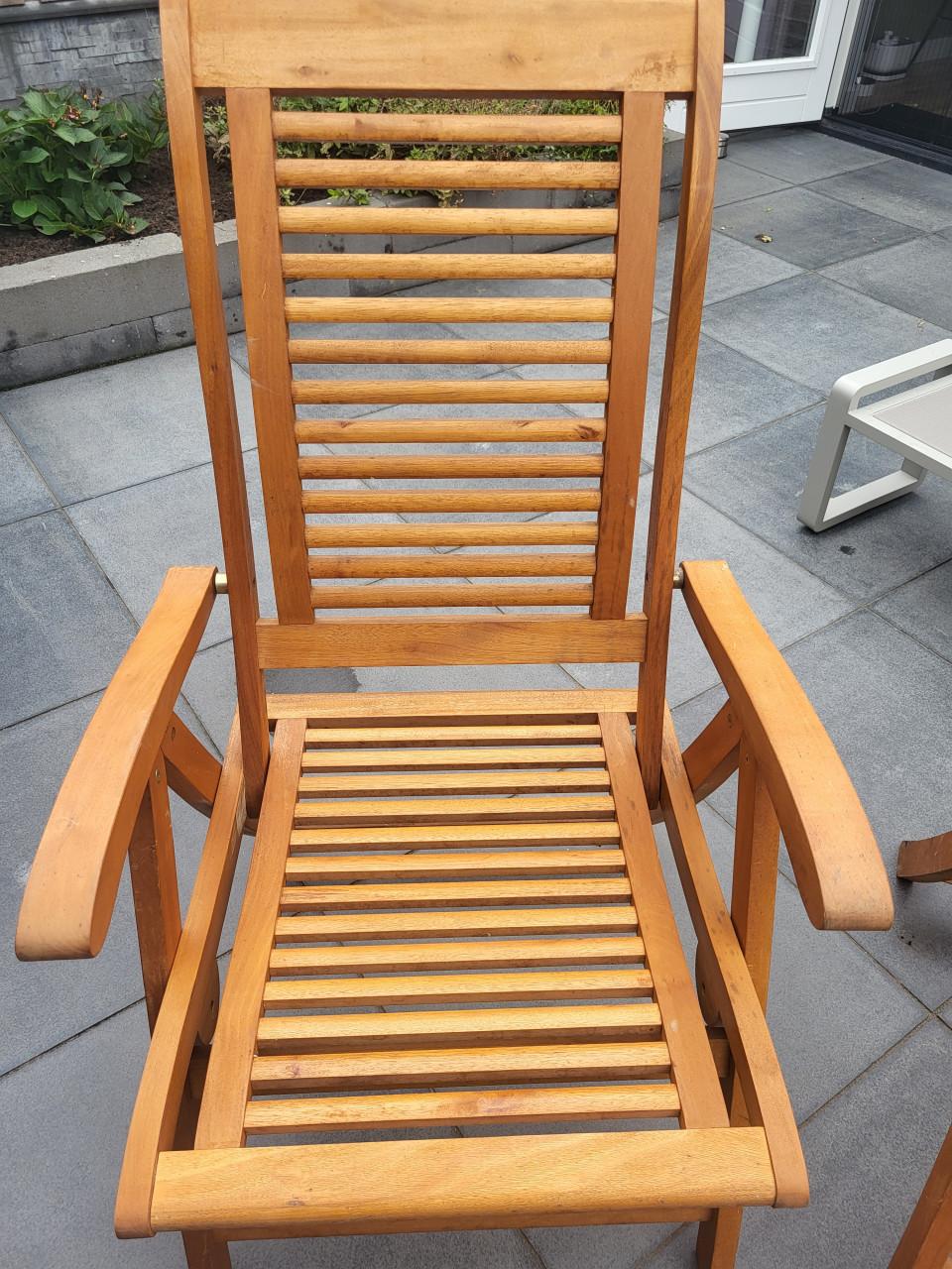 Houten tuinstoelen