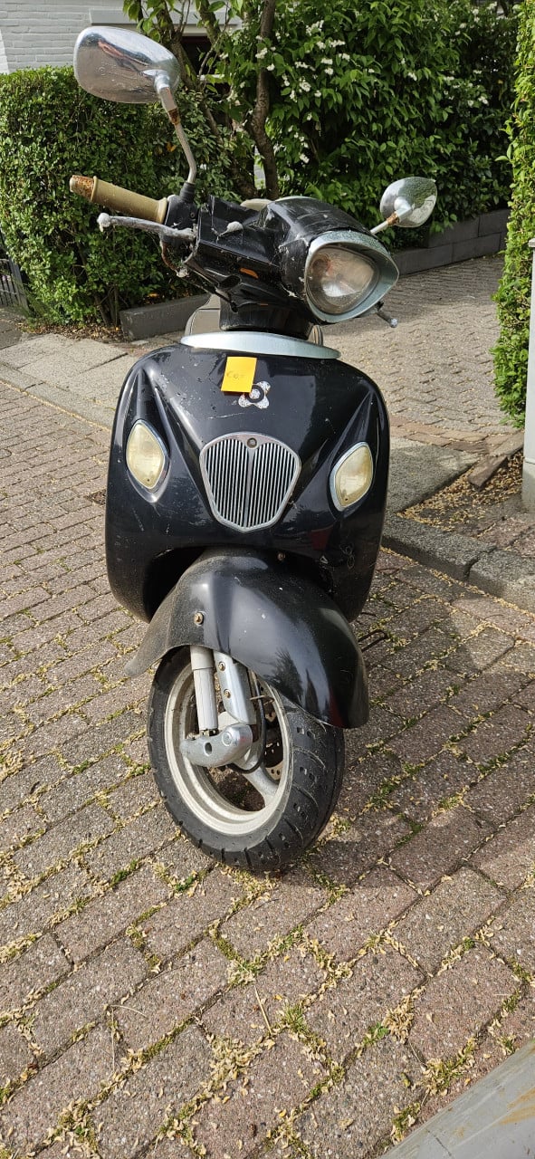 Retro scooter opknappertje
