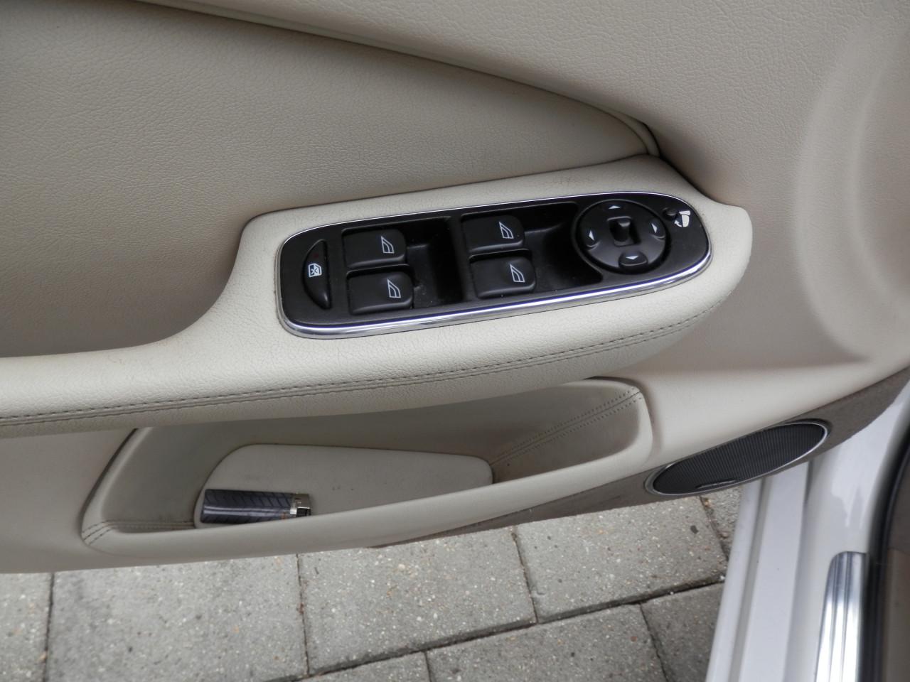 Auto Garant Biedt Aan: Jaguar XJR 4.2 S/C