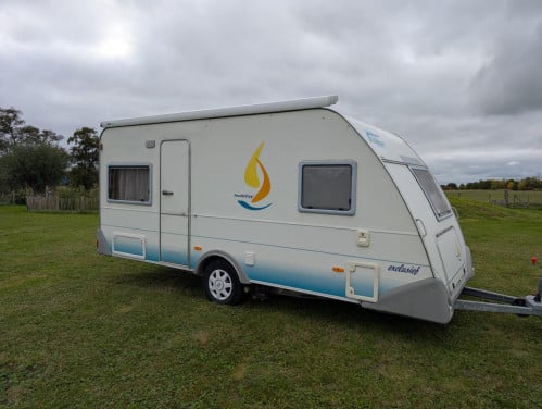 Eifelland Holiday Exclusief 465 TF / 2002 / mover / voortent