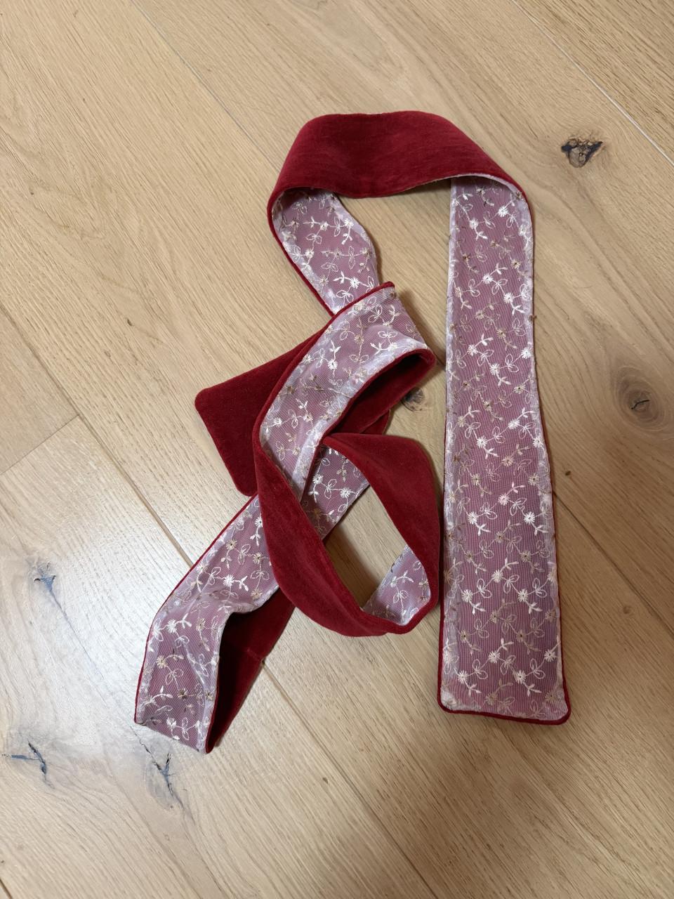Prachtig vintage Sinterklaaspak – handgemaakt en vol karakter!