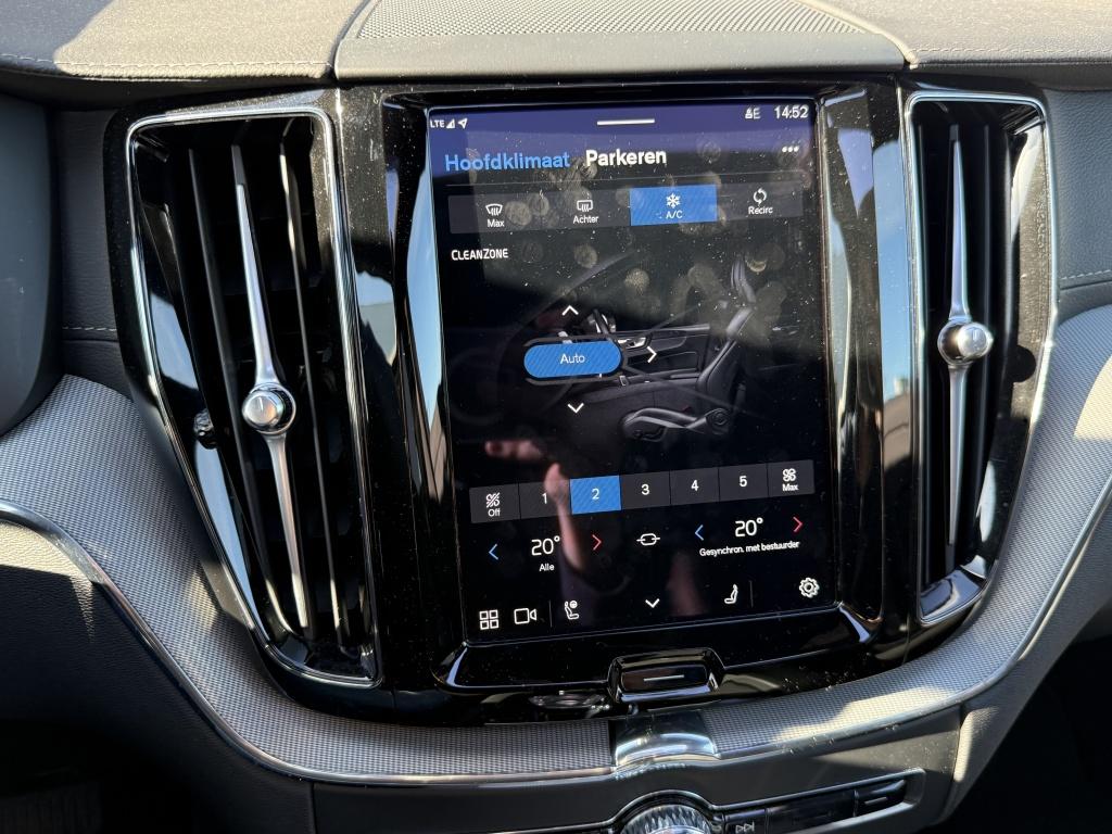 Volvo XC60 t8 455pk recharge ultra black edition| full options! luchtvering