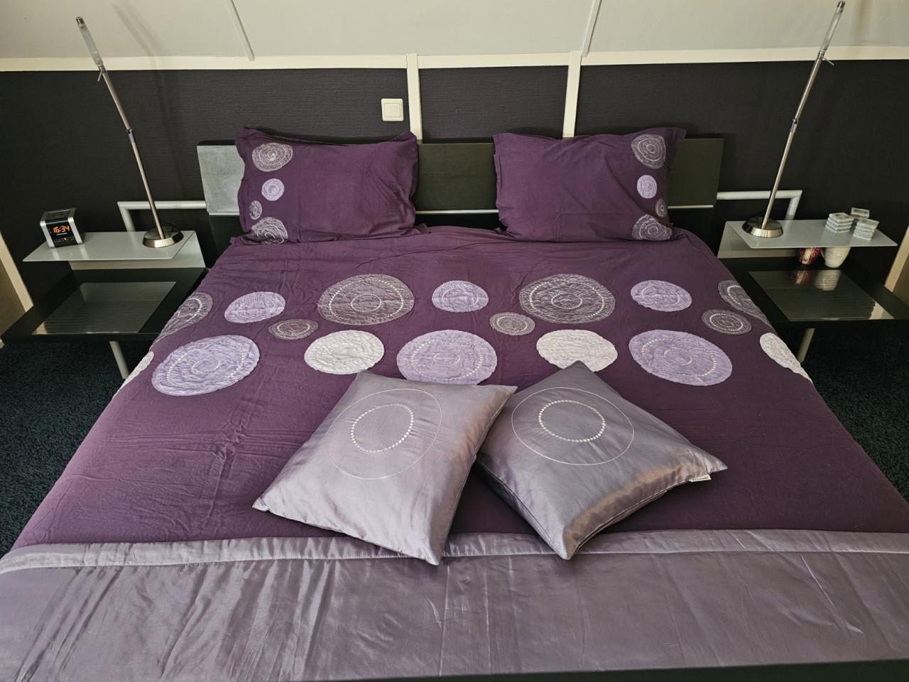 Tweepersoons bed Auping Royal 180x200