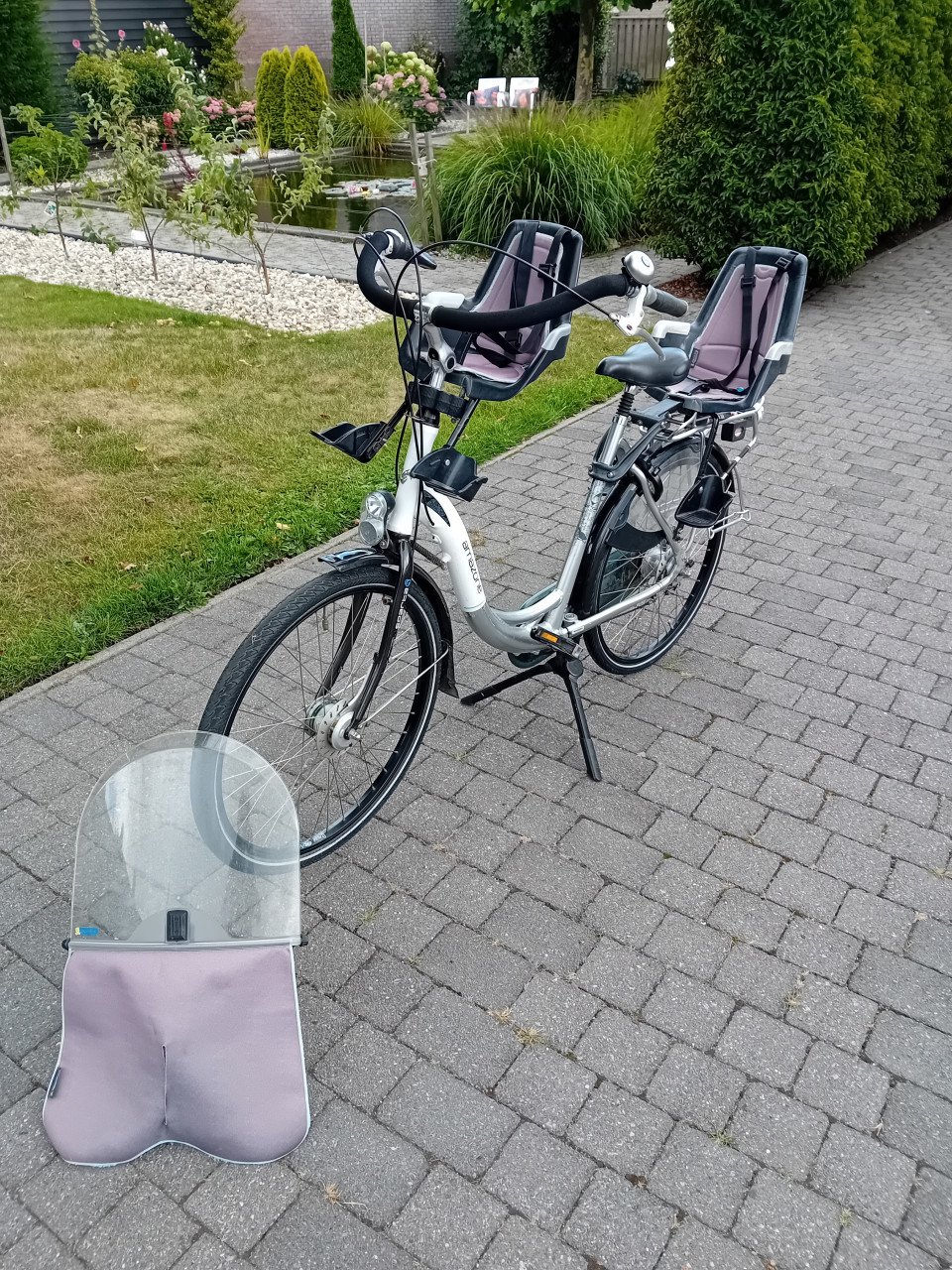 Sparta omazone moederfiets 7versn met stoeltjes  en scherm