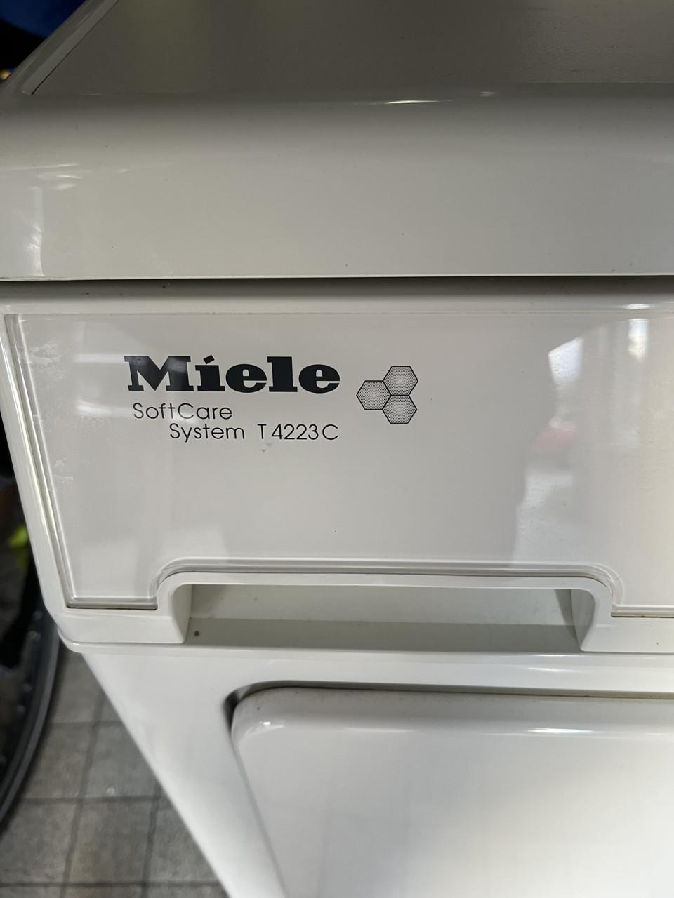 DROGER.    ( MIELE )