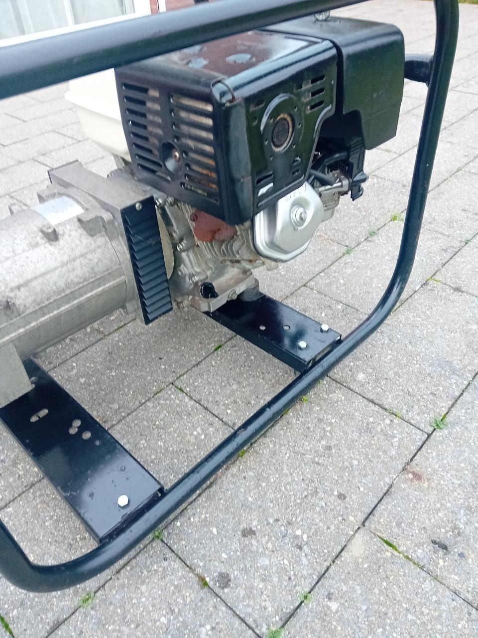 Te koop Honda aggregaat 4.2 kva