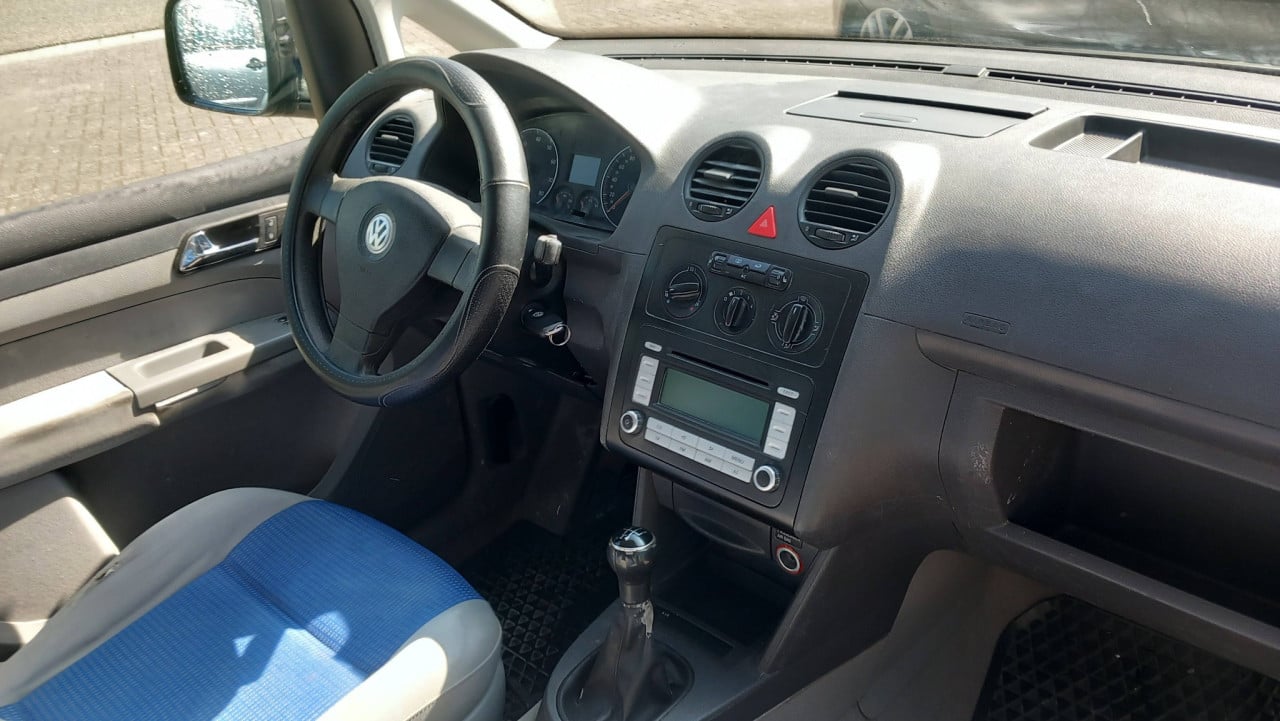 Volkswagen Caddy 1.6 Optive 7 persoons bj:2007 airco lm-velgen apk 2027