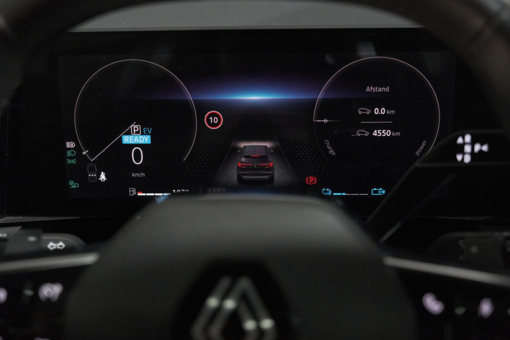 Renault Austral 1.2 e-tech full hybrid 200 techno | panoramadak | 360 camer