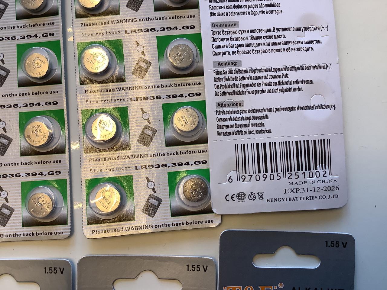 Partij diversen knoopcel batterijen.   (Partij 15)