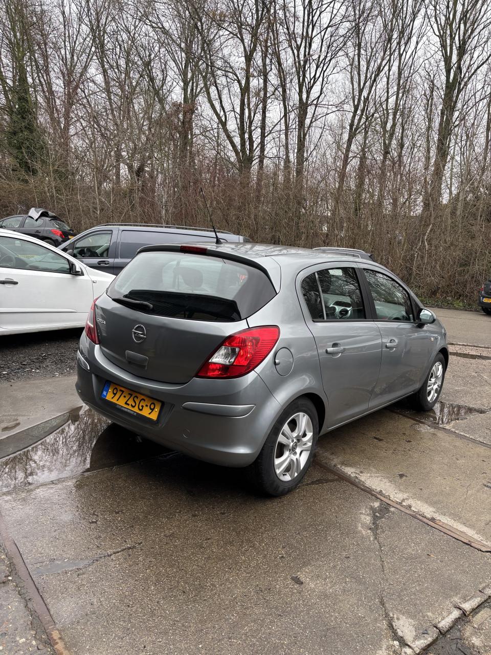 Opel corsa voljaar apk