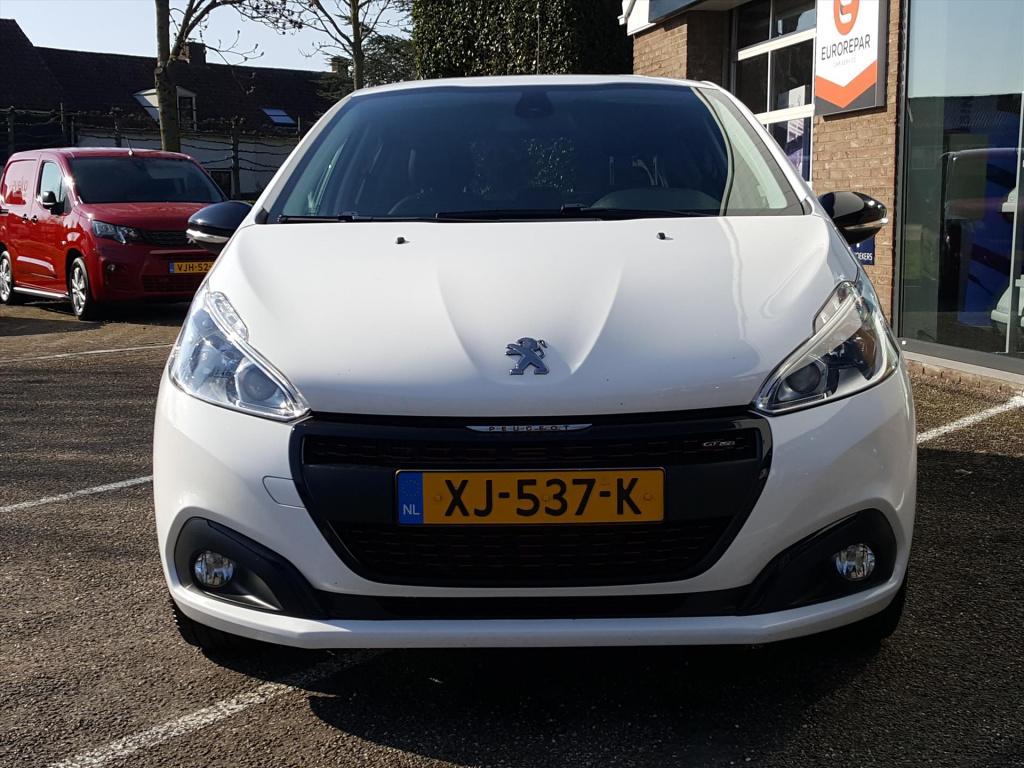 Peugeot 208 gtline 1.2-110pk automaat (eat6) trekhaak | apple carplay & and