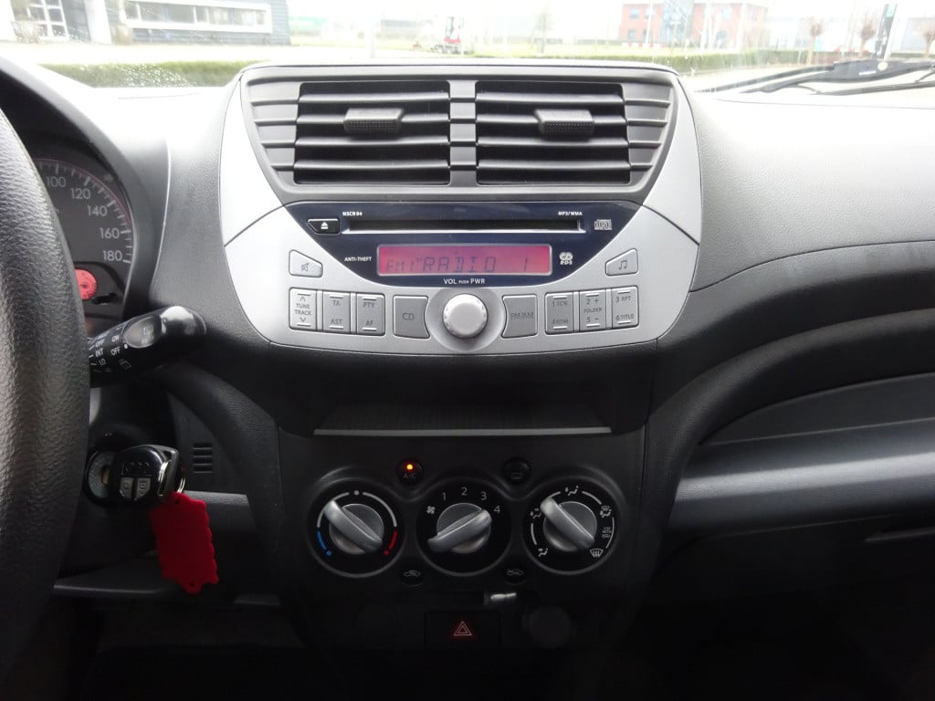 Nissan Pixo 1.0 look 1e eigenaar / airco / elektr. ramen / nap