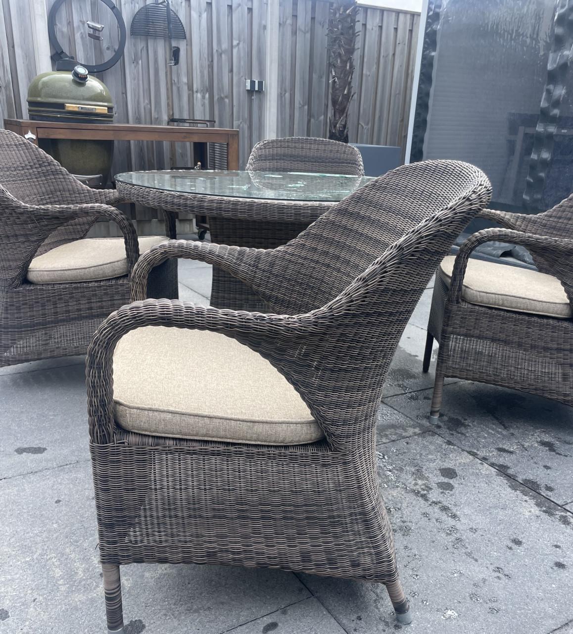 4 Seasons Outdoor Tuinset - Wicker met Glazen blad
