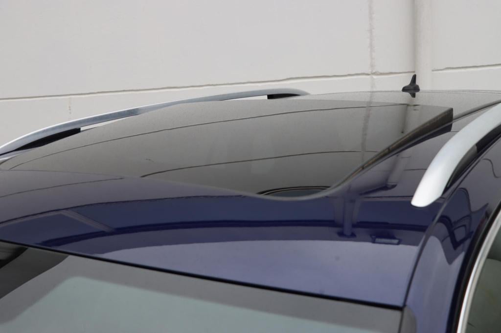 Volkswagen Tiguan 1.4 tsi comfortline business r | panoramadak | trekhaak |