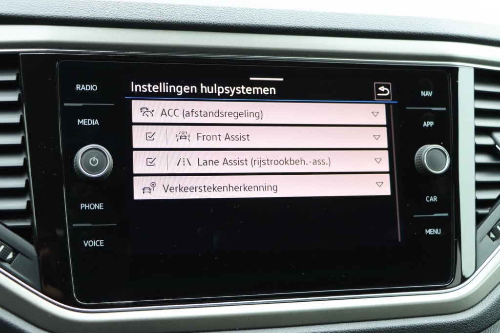 Volkswagen T-roc 1.0 tsi 110pk style executive