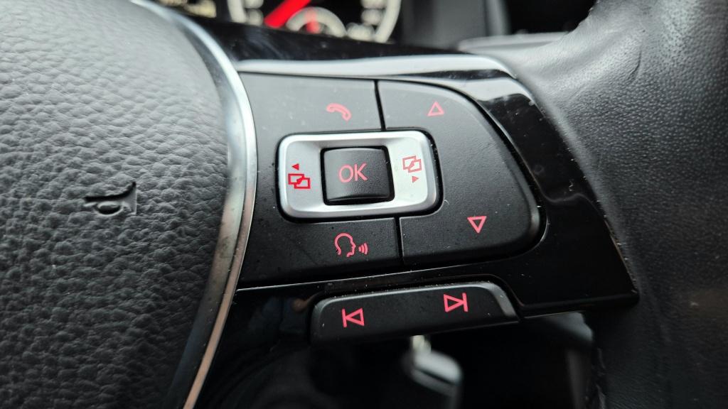 Volkswagen Polo 1.0 tsi comfortline | dsg | android auto/apple carplay | na