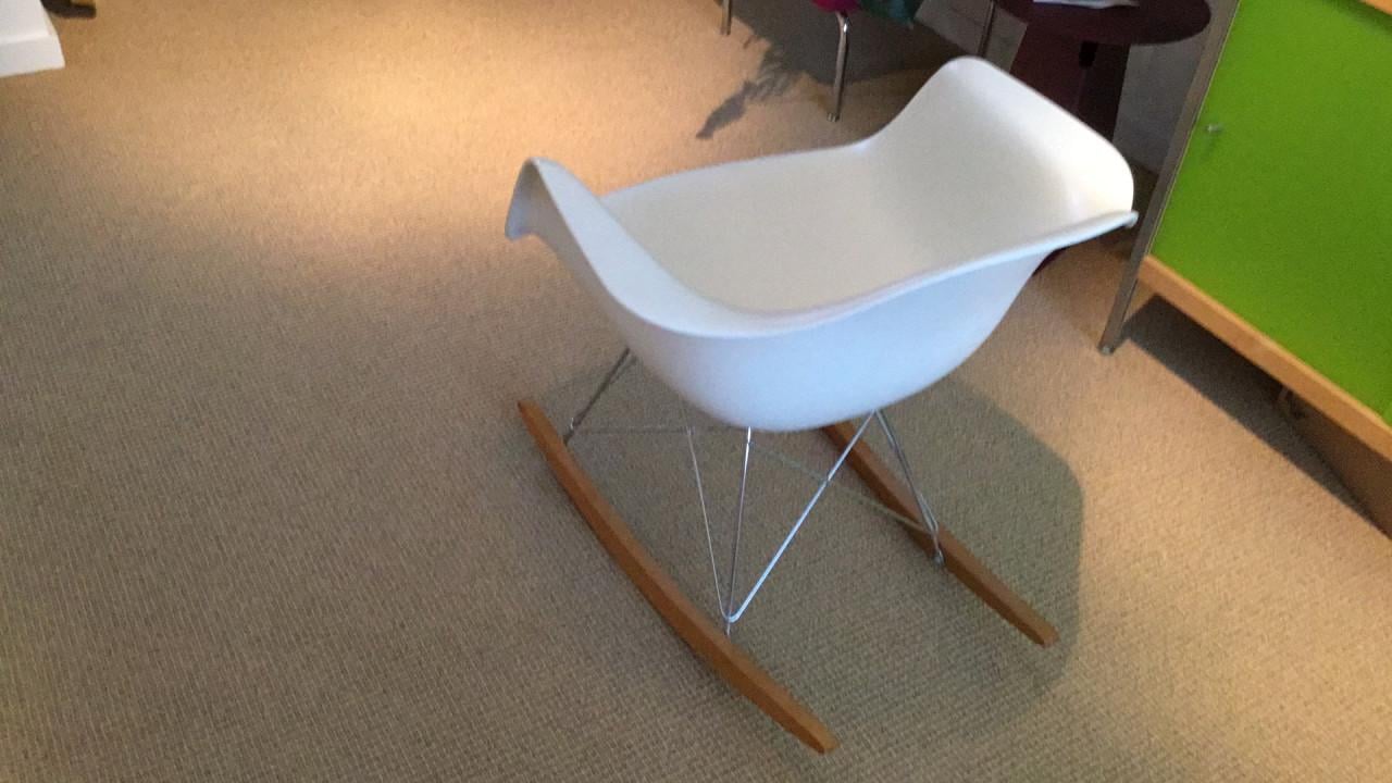 Design Vitra Eames schommelstoel