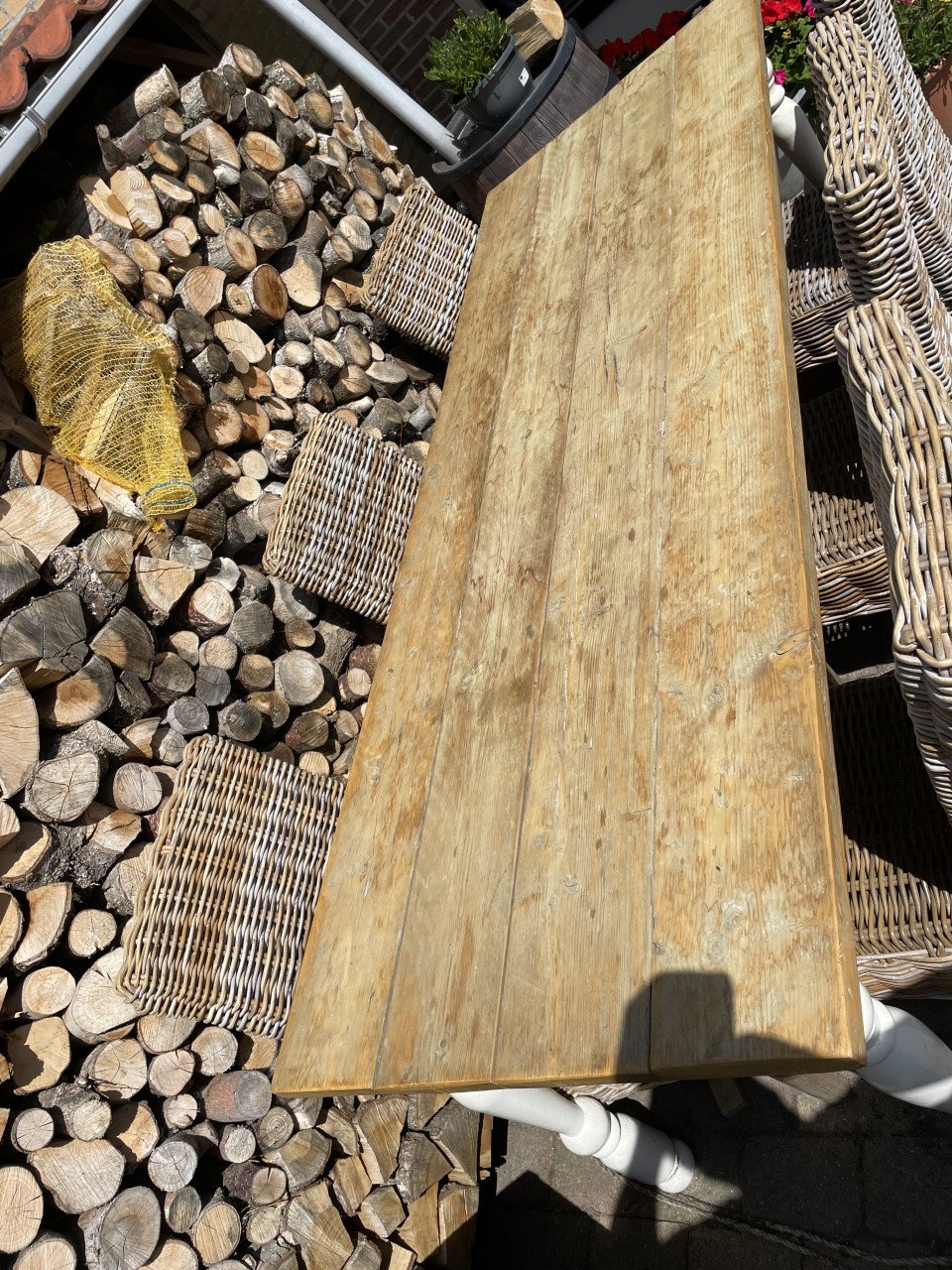 Tafel met stoelen