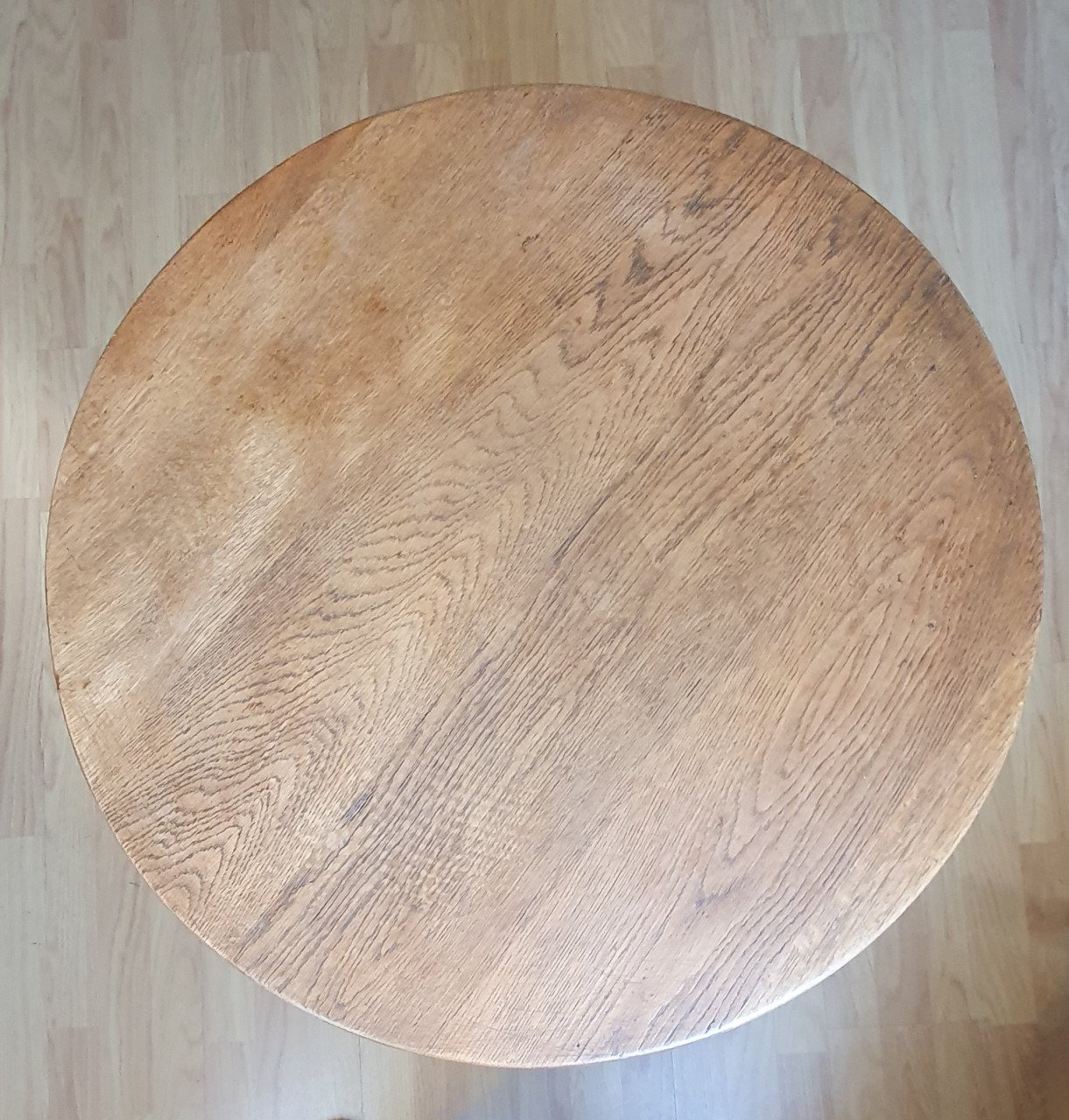 Mooi eiken Art Deco ronde tafeltje