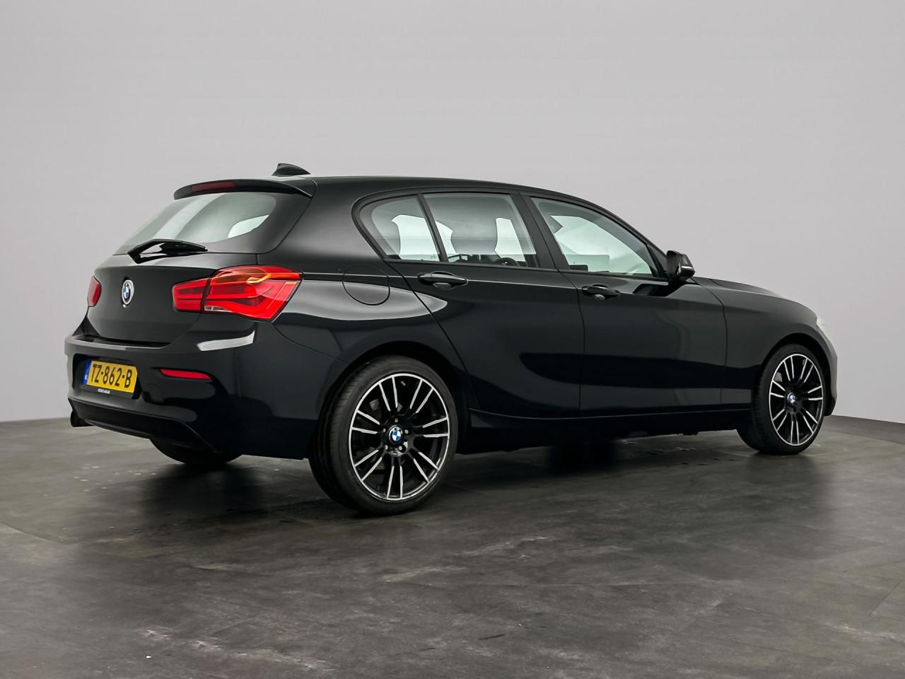 BMW 118i Essential | Cruise Control | PDC | Stoelverwarming