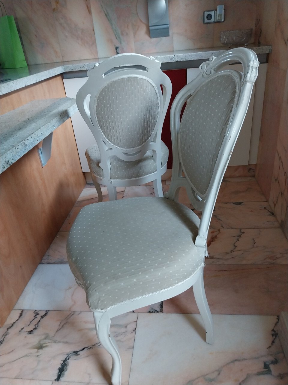 2 stoelen barok achtige stijl