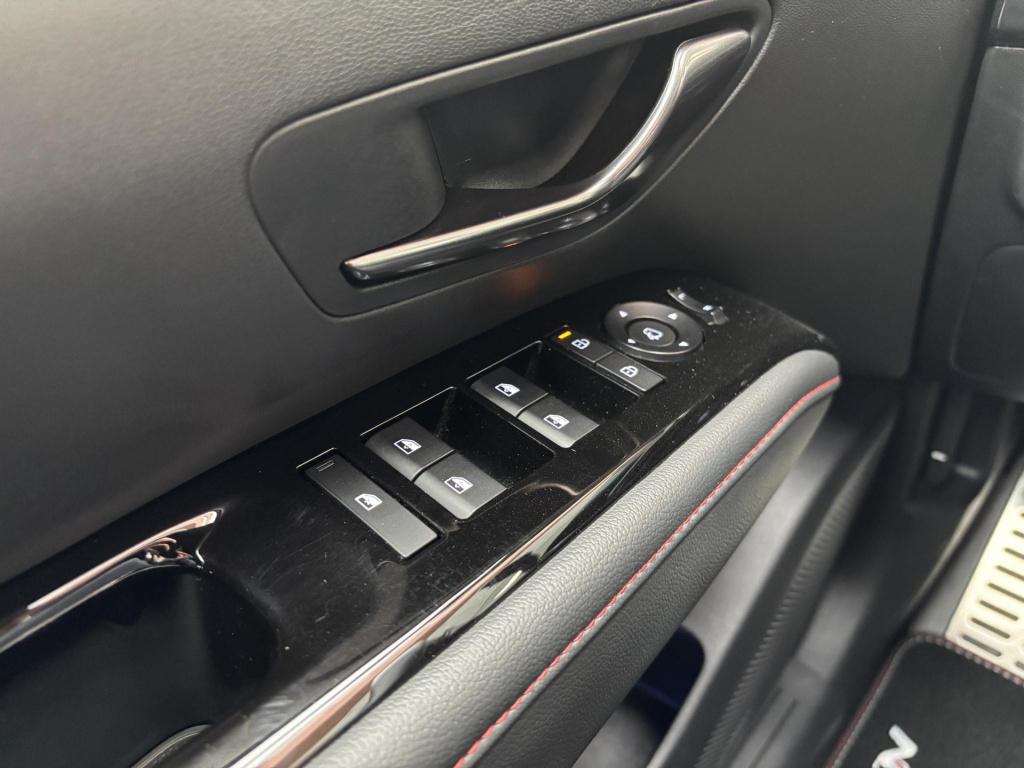 Hyundai Tucson 1.6 t-gdi phev n line edition soh 99%