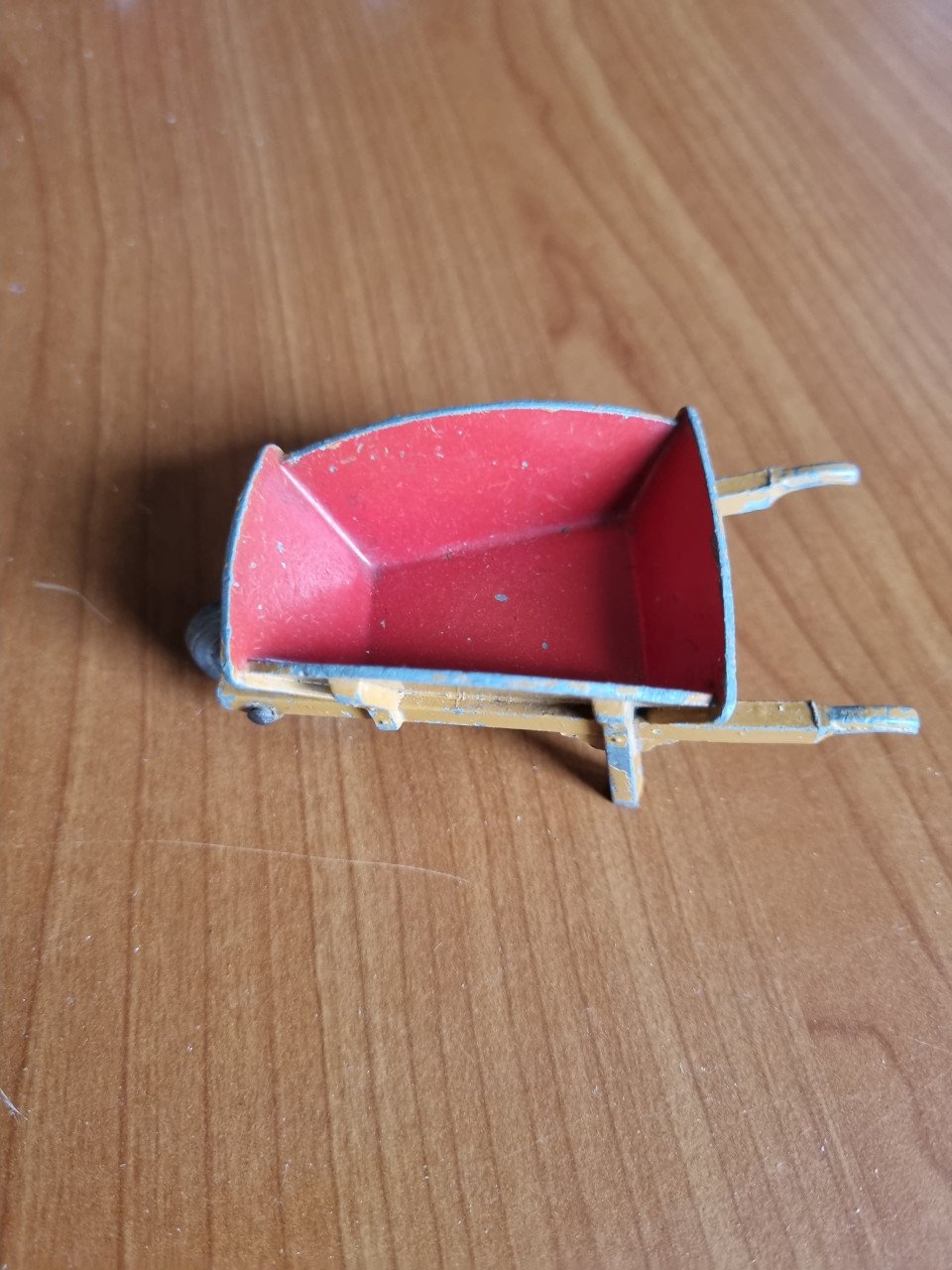 Dinky Toy kruiwagen