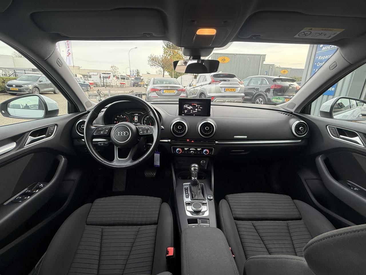 Audi A3 Sportback - 35 TFSI S-LINE | Stoel/Stuurwielverwarming | ACC | LED