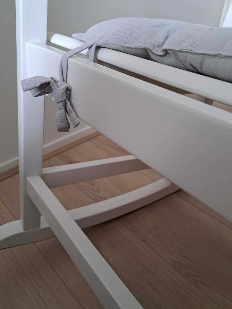 Schommelstoel, heel leuk voor de babykamer!