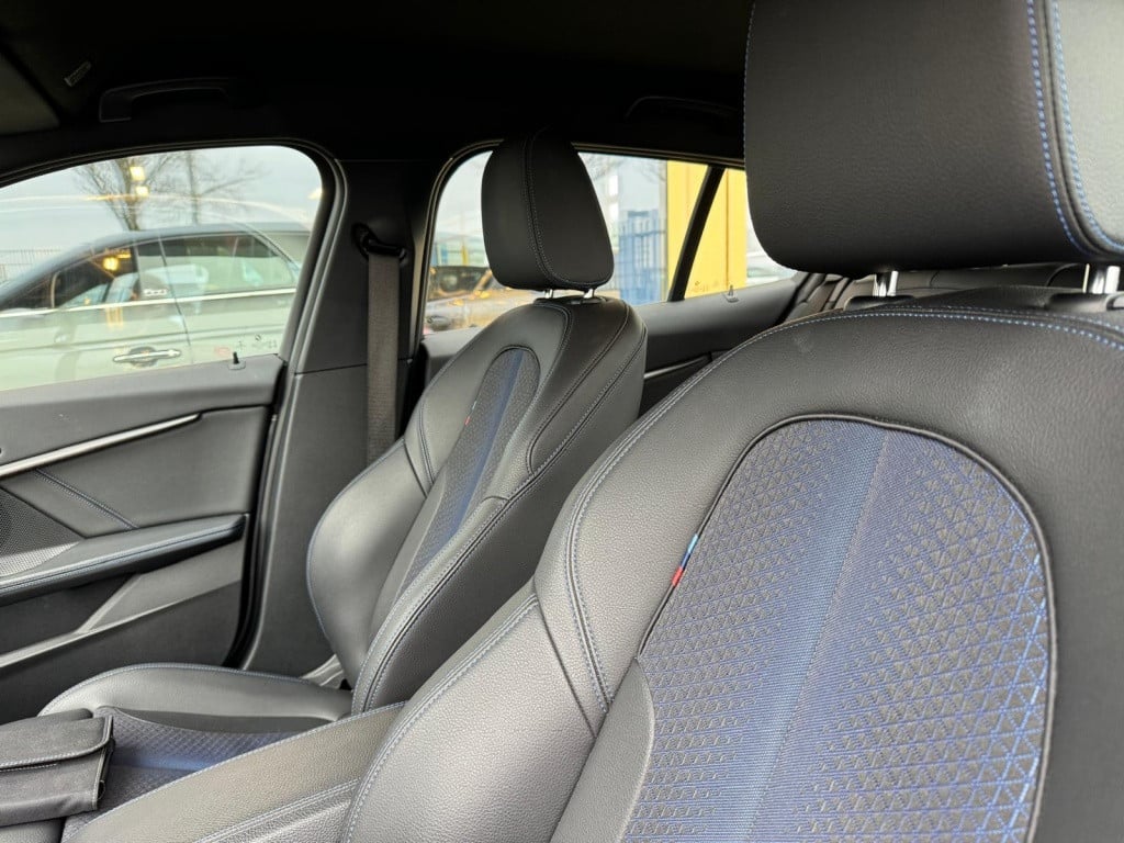 BMW 1 Serie 120i bns edition