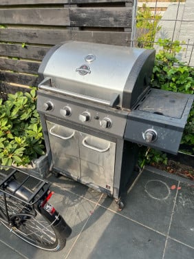 Barbecue van jamstown