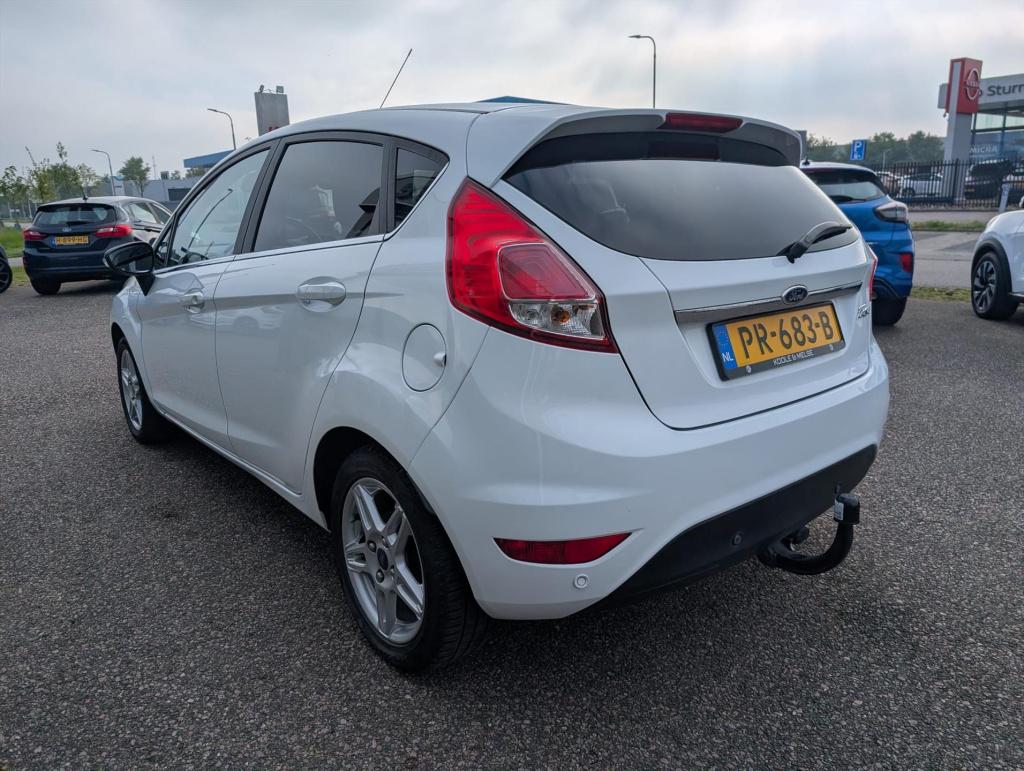 Ford Fiesta 1.0 ecoboost 100pk 5d titanium , cruise controle , trekhaak